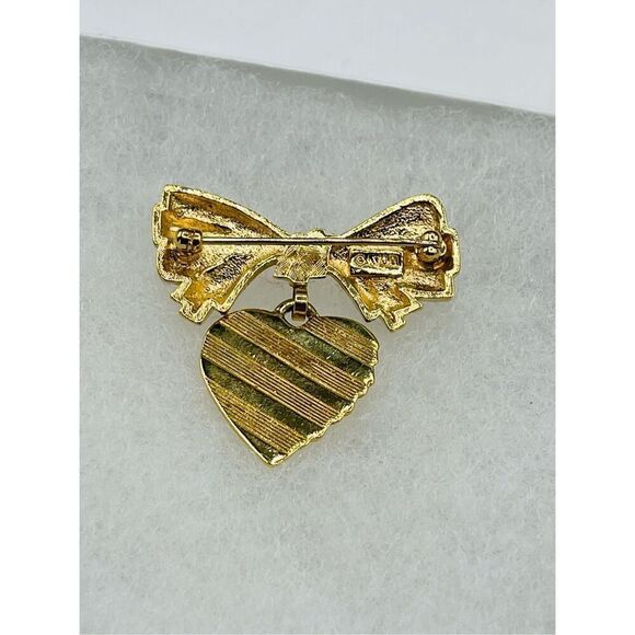 Bow and dangle heart brooch 1980’s Avon - Picture 3 of 8